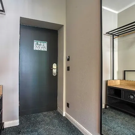 Boutique 026 St. Michael كولونيا