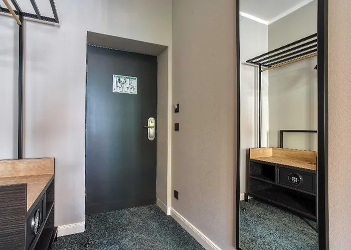 Boutique 026 St. Michael كولونيا