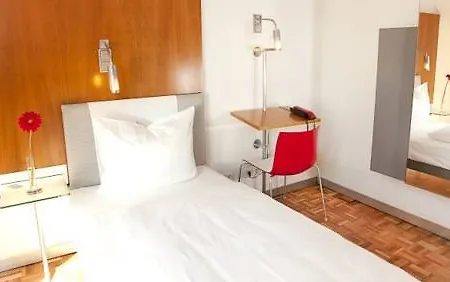 Boutique 026 St. Michael Отель 3*