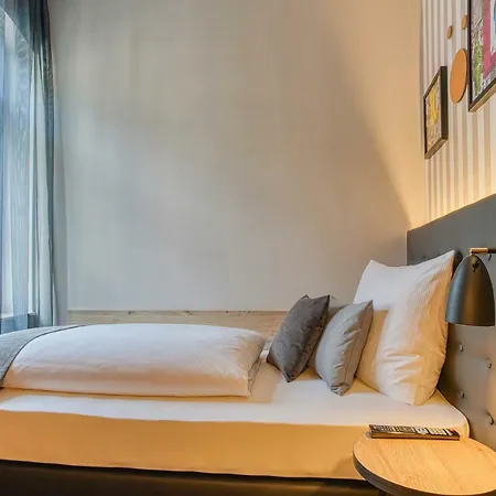 Отель Boutique 026 St. Michael