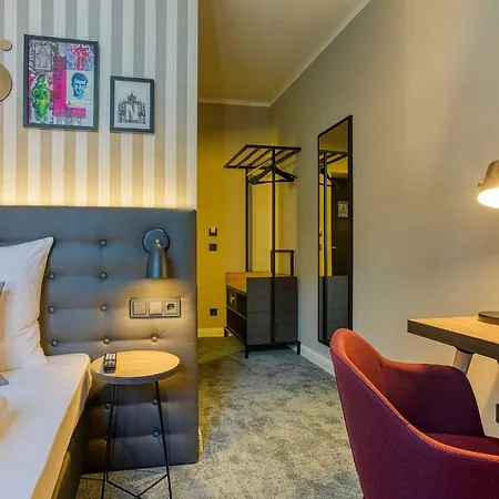 Boutique 026 St. Michael Отель