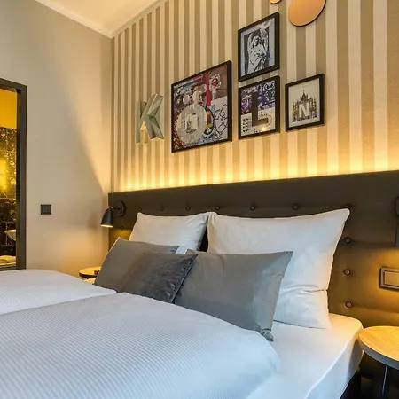 Boutique 026 St. Michael Отель 3*