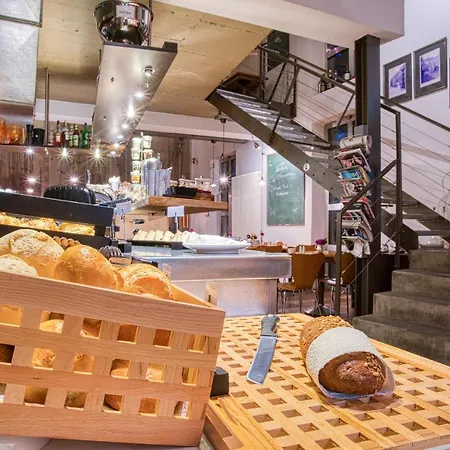 Отель Boutique 026 St. Michael